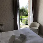 Panzió D'hotes De Pouzelande 4*