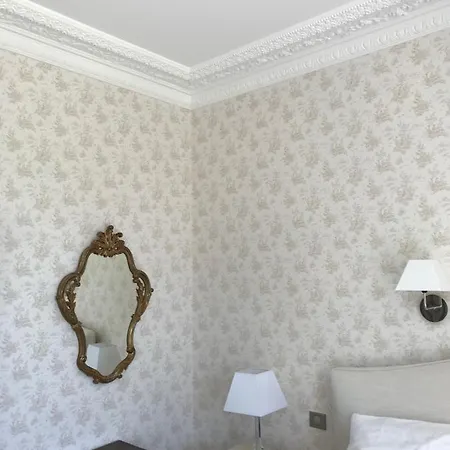 D'hotes De Pouzelande Bed & Breakfast
