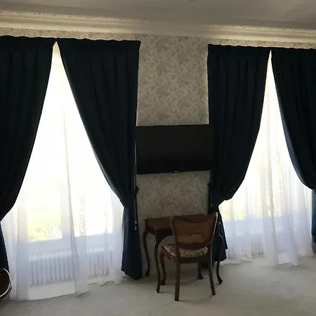 Oda ve Kahvaltı D'hotes De Pouzelande