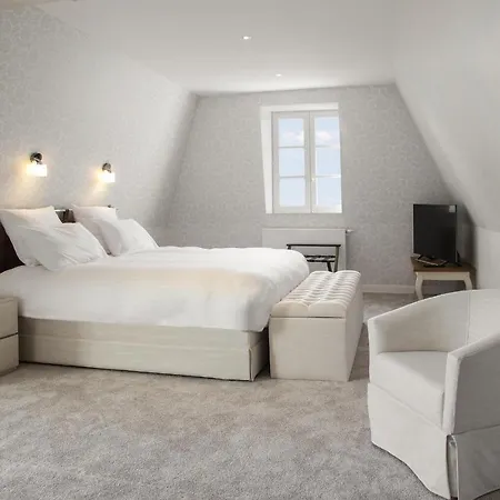 D'hotes De Pouzelande 4*