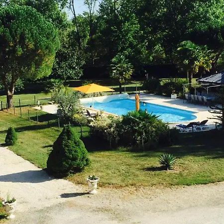 D'hotes De Pouzelande 4*