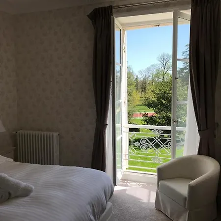 D'hotes De Pouzelande Bed & Breakfast