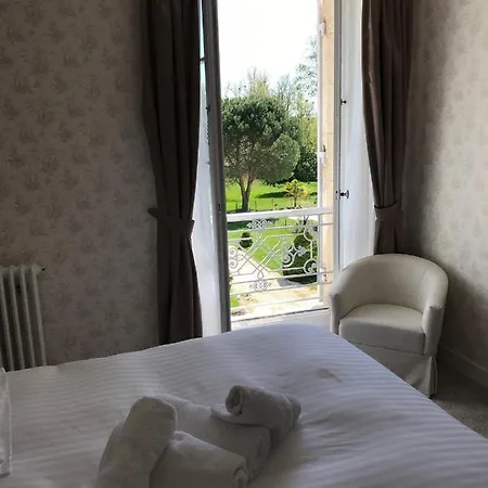 Bed & Breakfast D'hotes De Pouzelande 4*