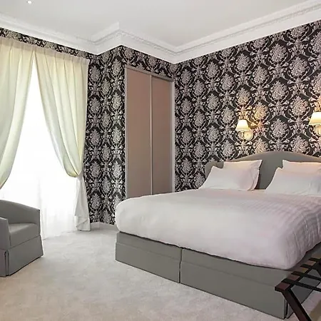 D'hotes De Pouzelande 4*