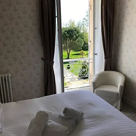 D'hotes De Pouzelande 4*