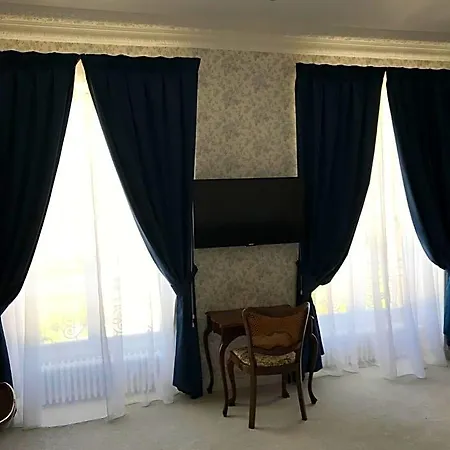 Oda ve Kahvaltı D'hotes De Pouzelande 4*