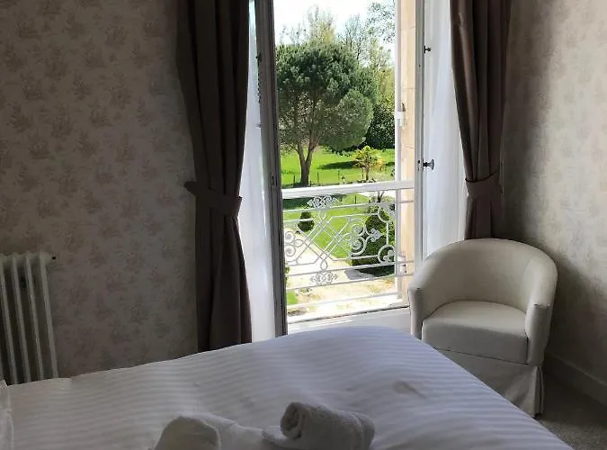 Bed and Breakfast D'hotes De Pouzelande 4*